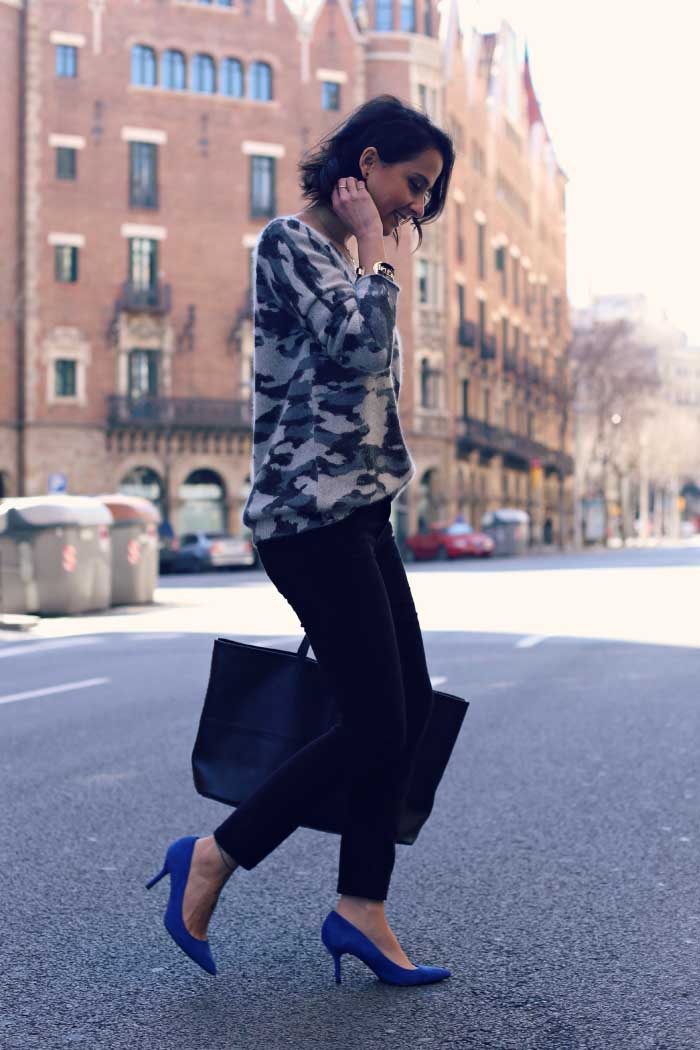 camouflage-sweater-street-style