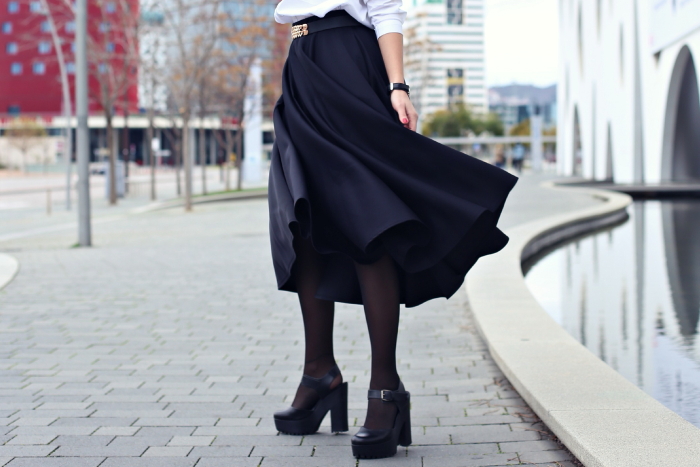 neoprene-black-skirt