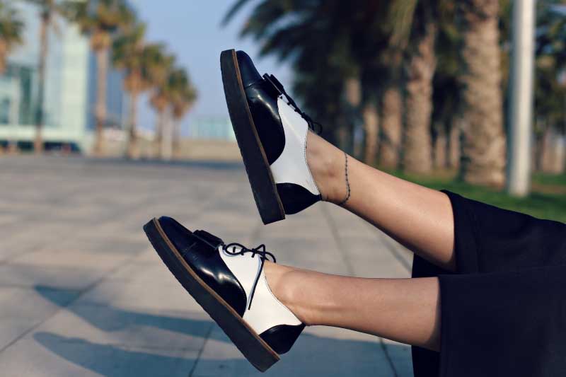 style-in-lima-asos-zapatos-oxford-blanco-y-negro