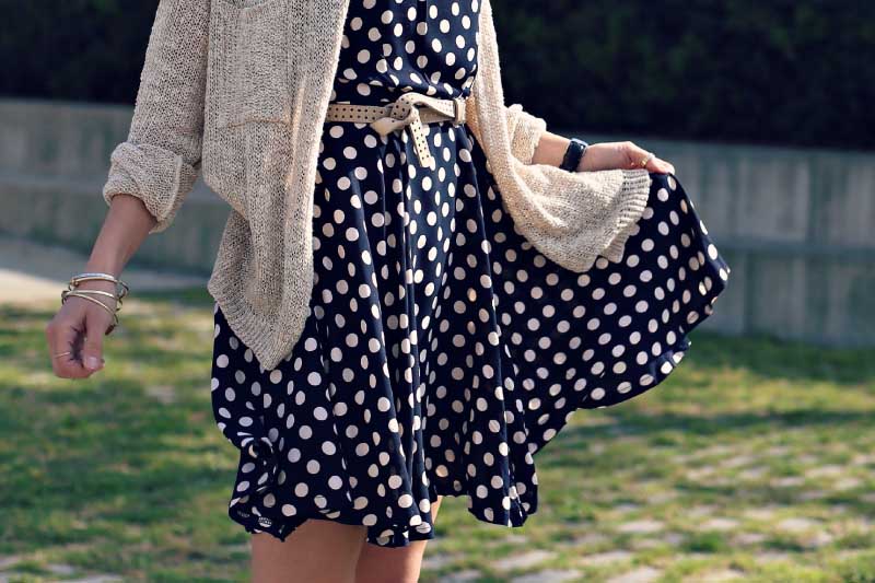 style-in-lima-blue-polka-dotted-dress