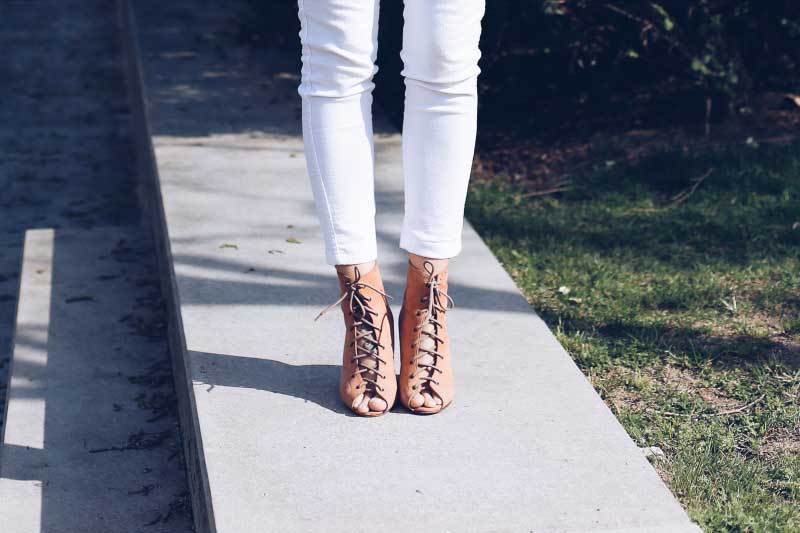 style-in-lima-catu-shoes-lace-up-peep-toes-nude