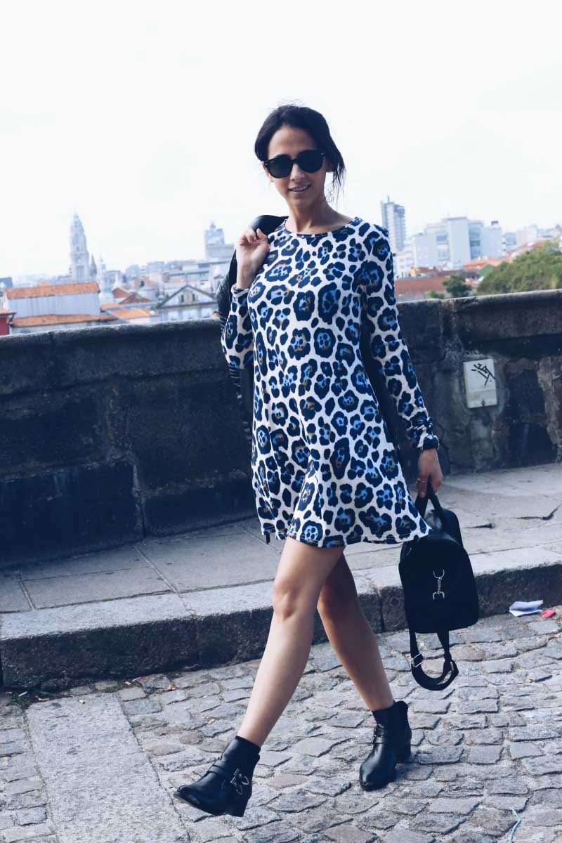 1 Oporto_Street_Style_Asos_Leopard_Smock_Dress